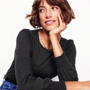 Smocked Cuff Supersoft Top-Black