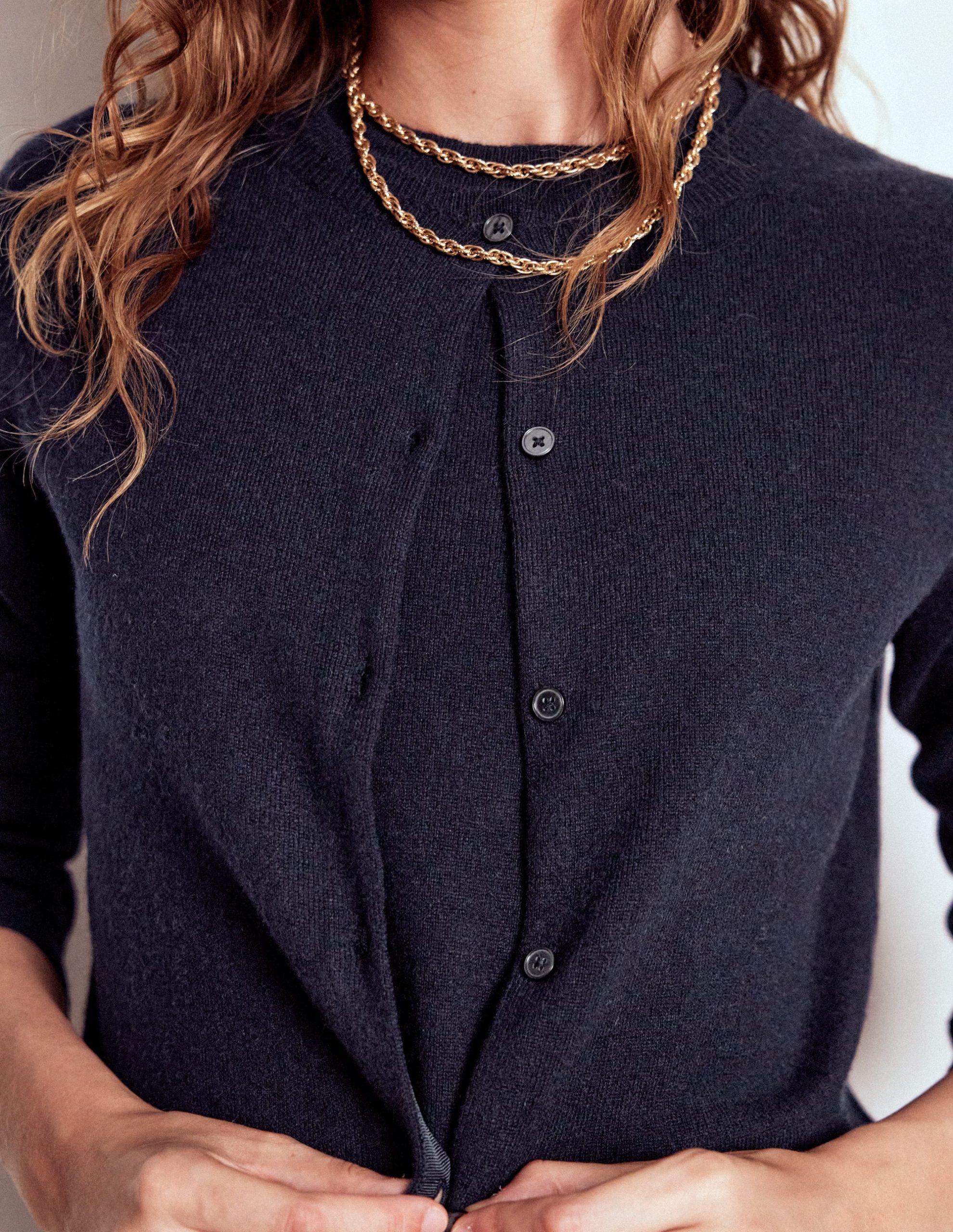 Eva Cashmere Crew Cardigan-Navy - Image 2