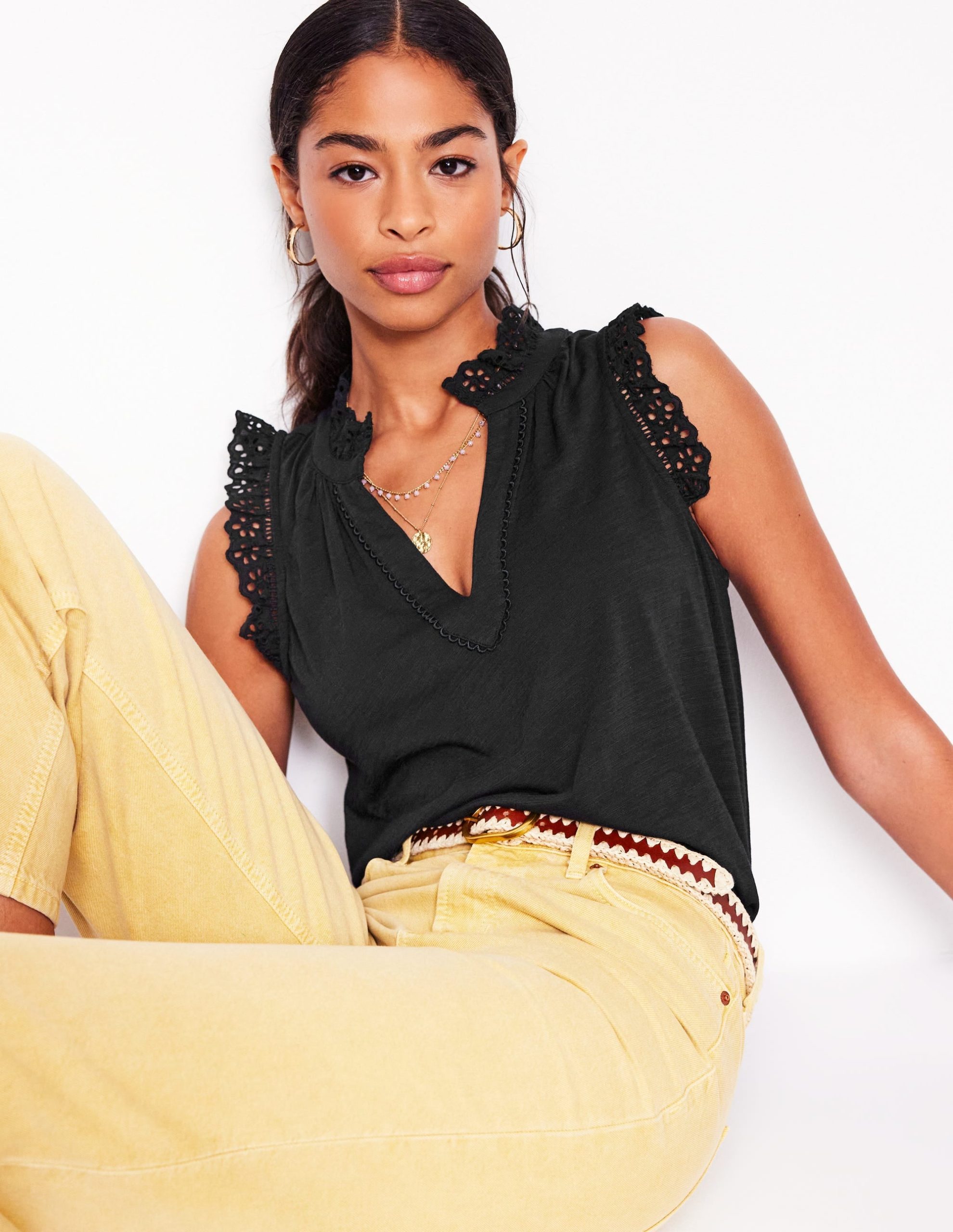 Aria Broderie Trim Vest-Black - Image 6